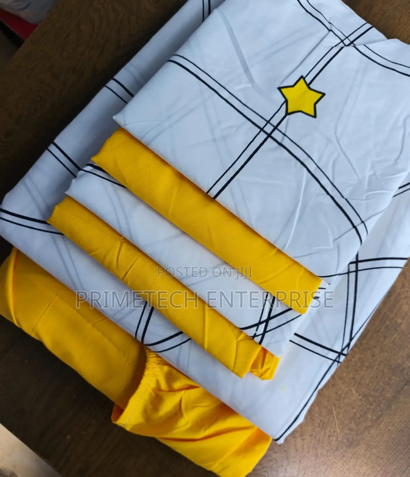 2pcs Bedsheets 4pcs Pillow Cases Set