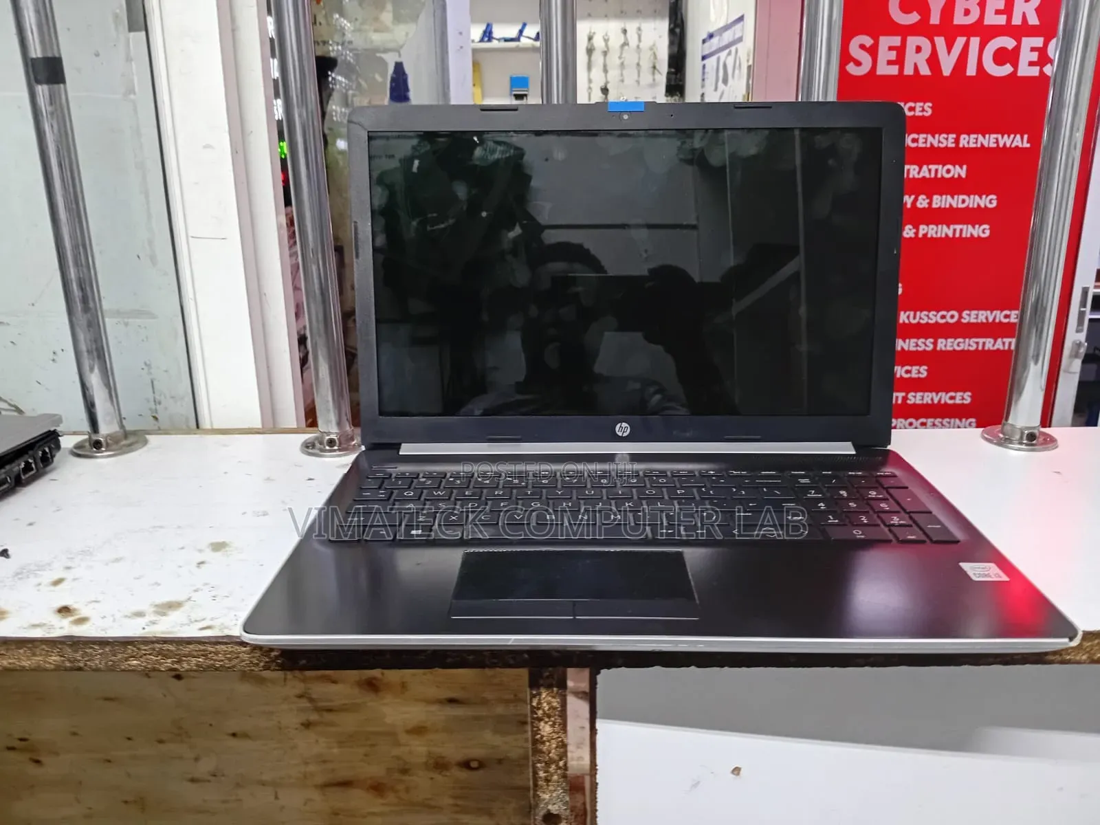 Laptop HP 250 G7 8GB Intel Core i3 HDD+SSD 500GB
