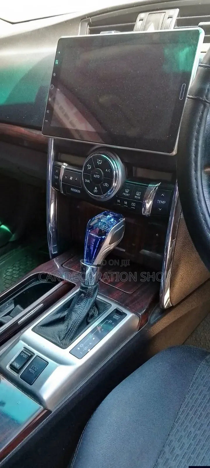 Colorless Led Glass Vip Illuminating Logo Gear Knob
