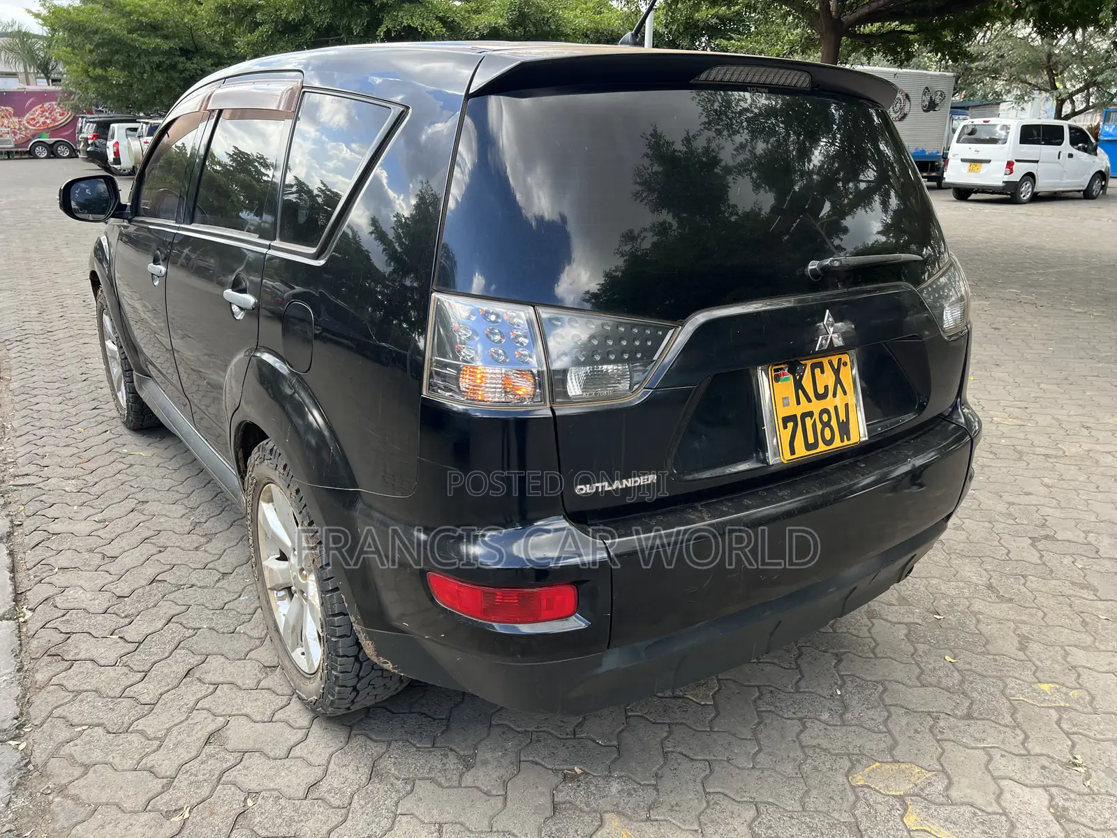 Mitsubishi Outlander 2012 Black