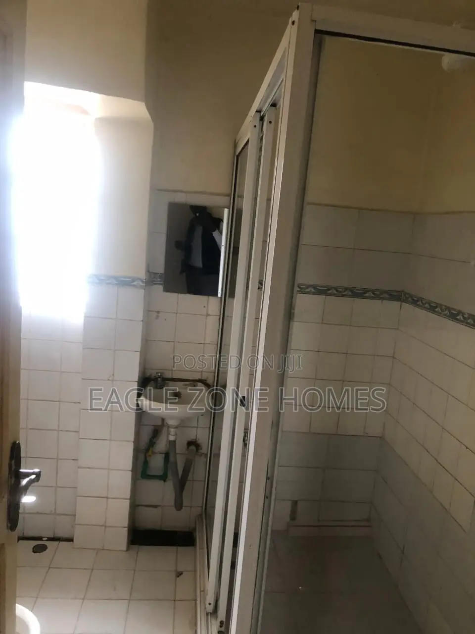 3bdrm Apartment in First Parklands for rent