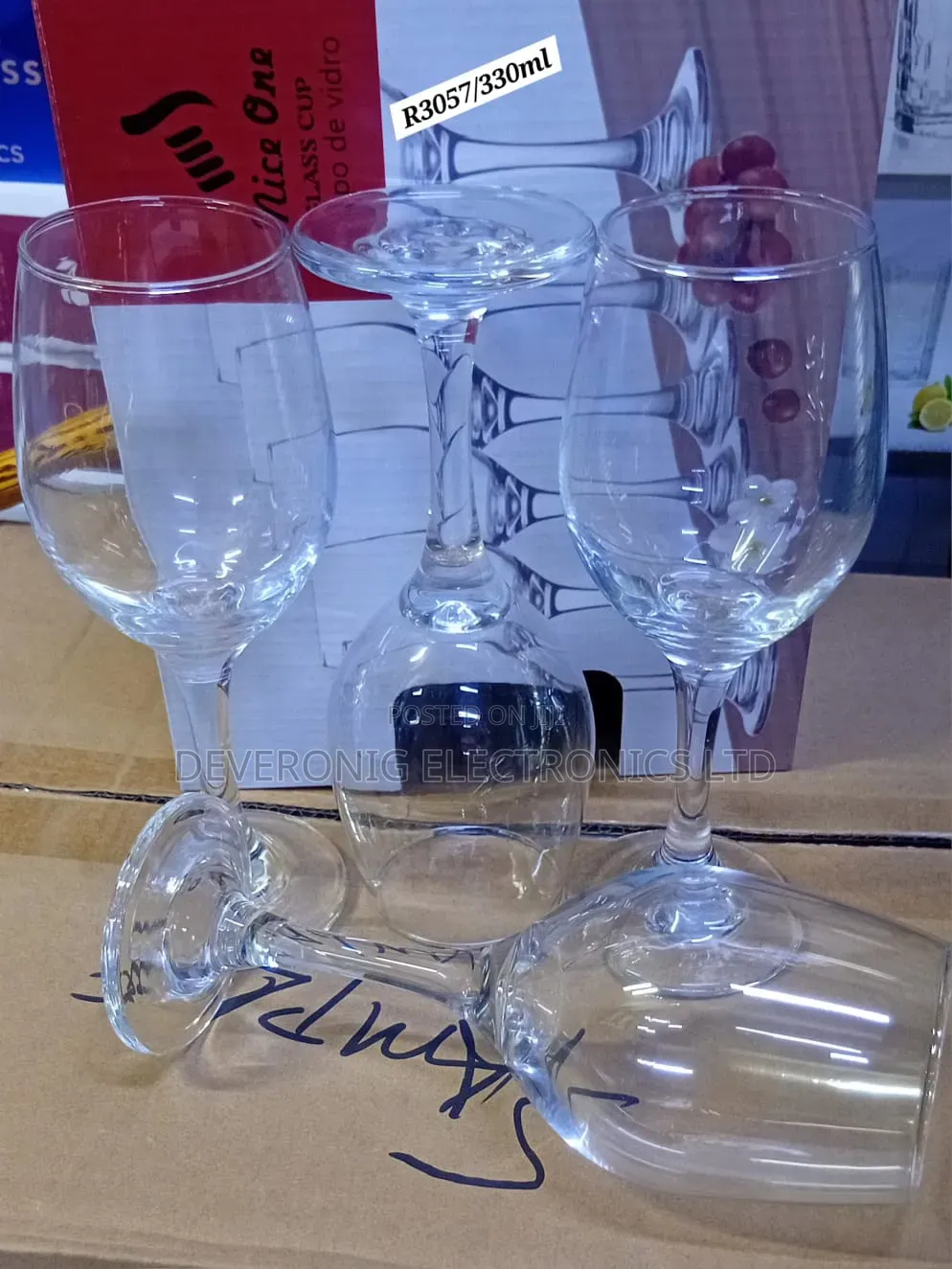 New Arrivals Wine Glass R3057(Nice One)