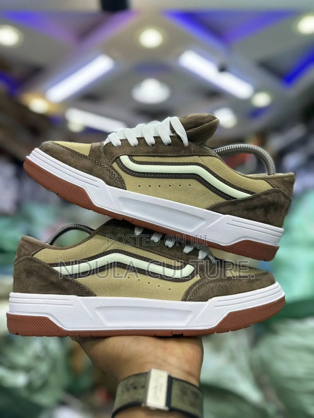 Original Vans Hylane Sneakers