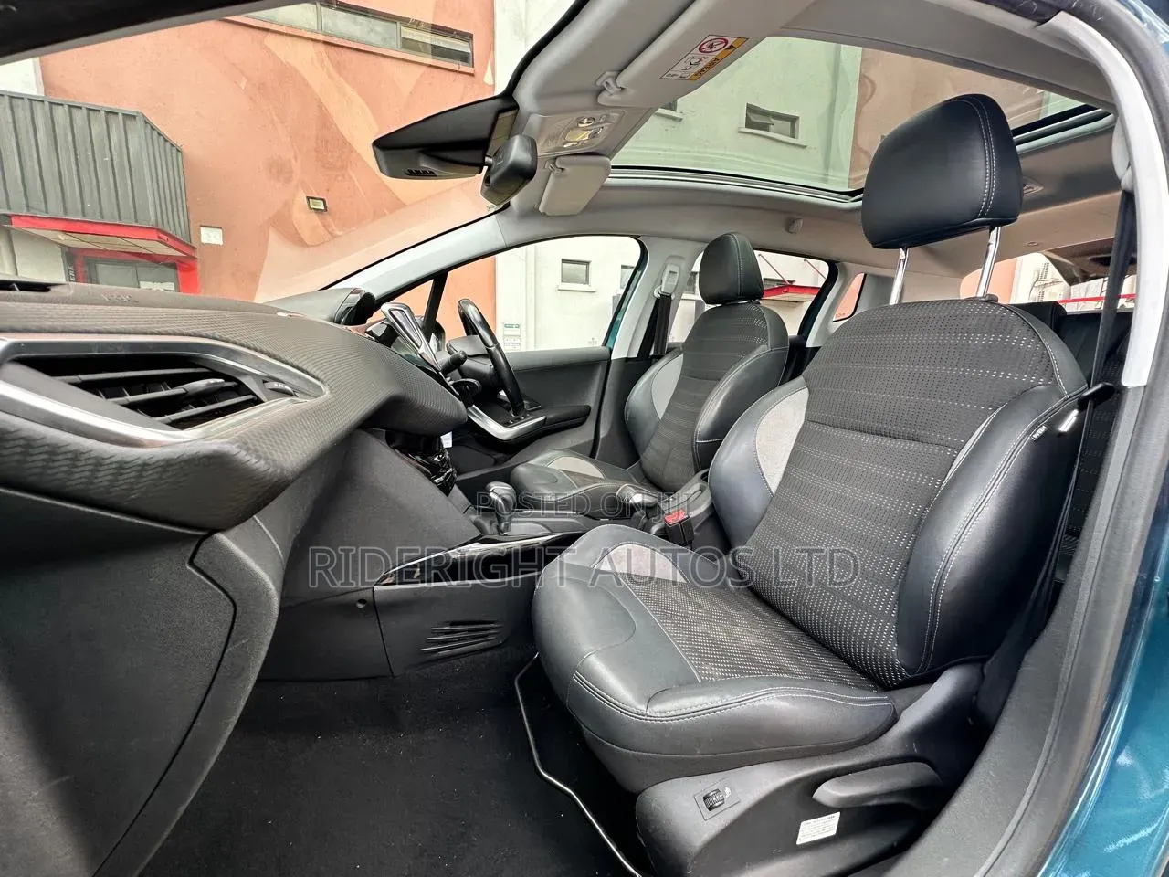 Peugeot 2008 1.2 PureTech (155 Hp) 2019 Green