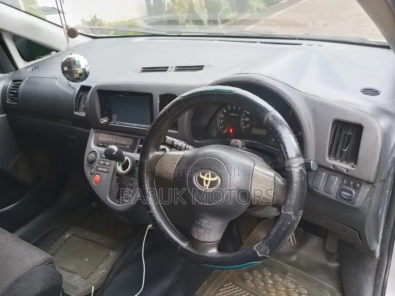 Toyota Wish 2003 Silver