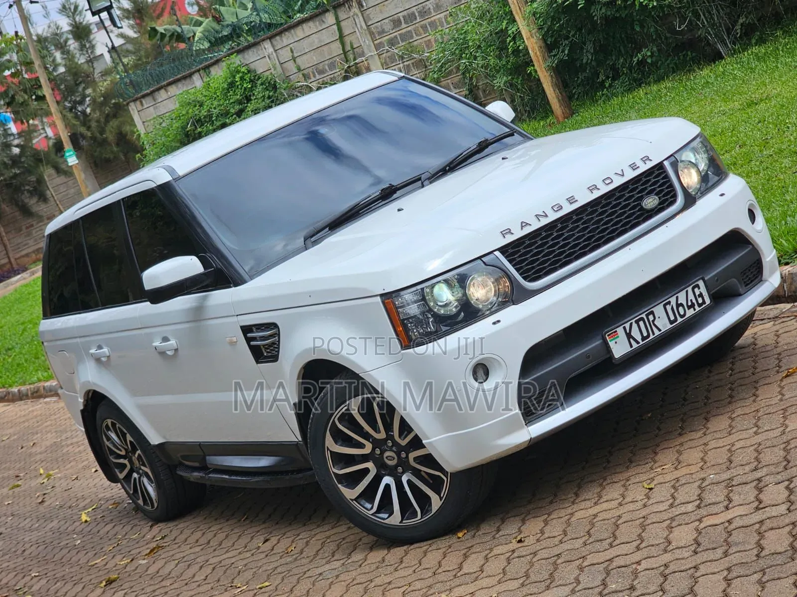 Land Rover Range Rover Sport 2012 White