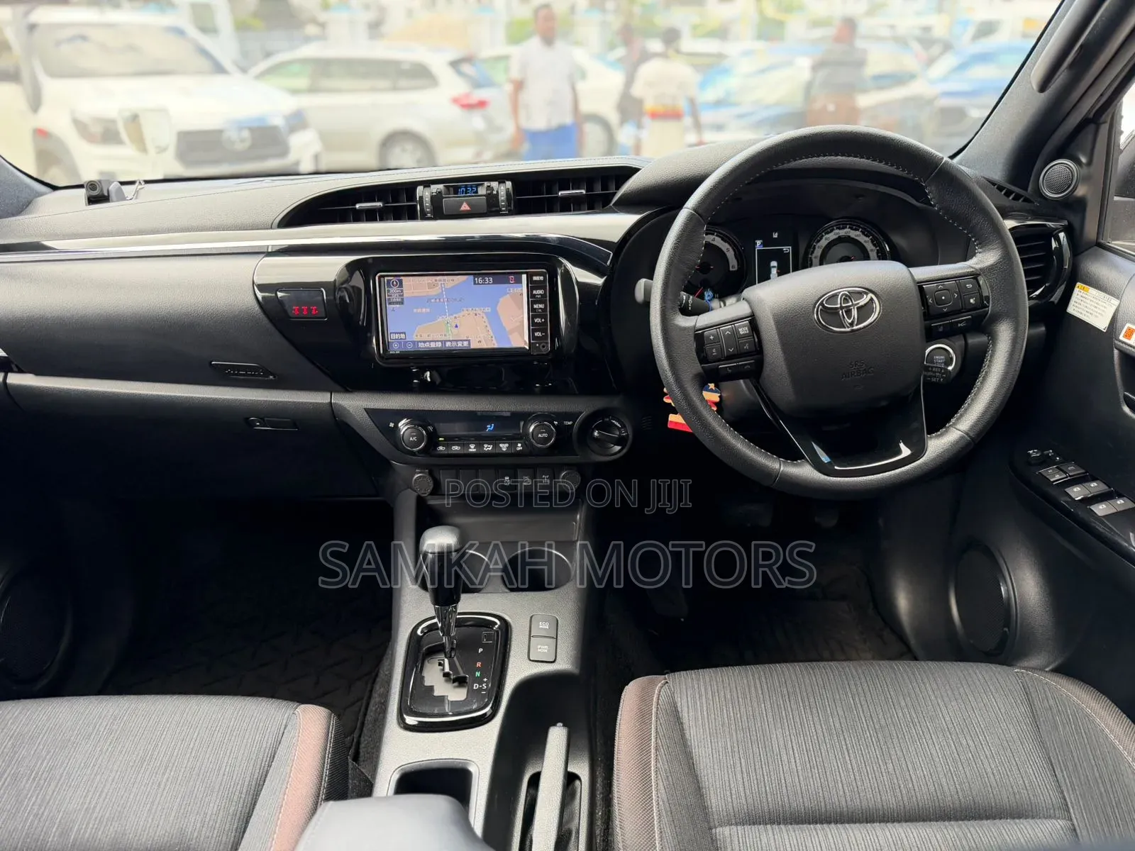 Toyota Hilux 2021 White