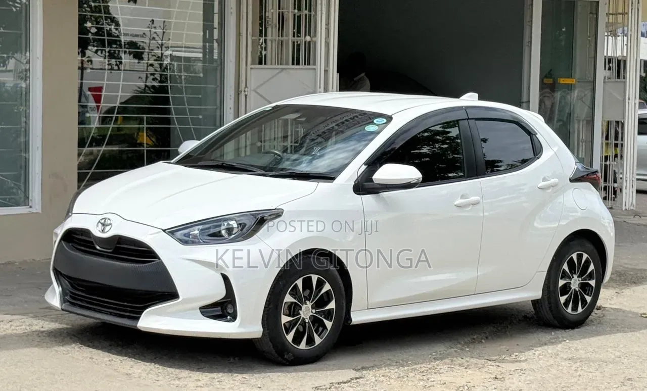 Toyota Yaris 2018 White