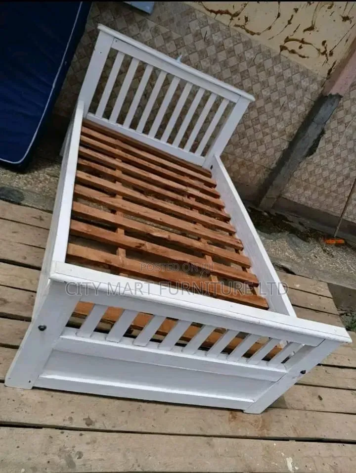Hardwood Sytlish Modern Panel/Board Beds on Offer!
