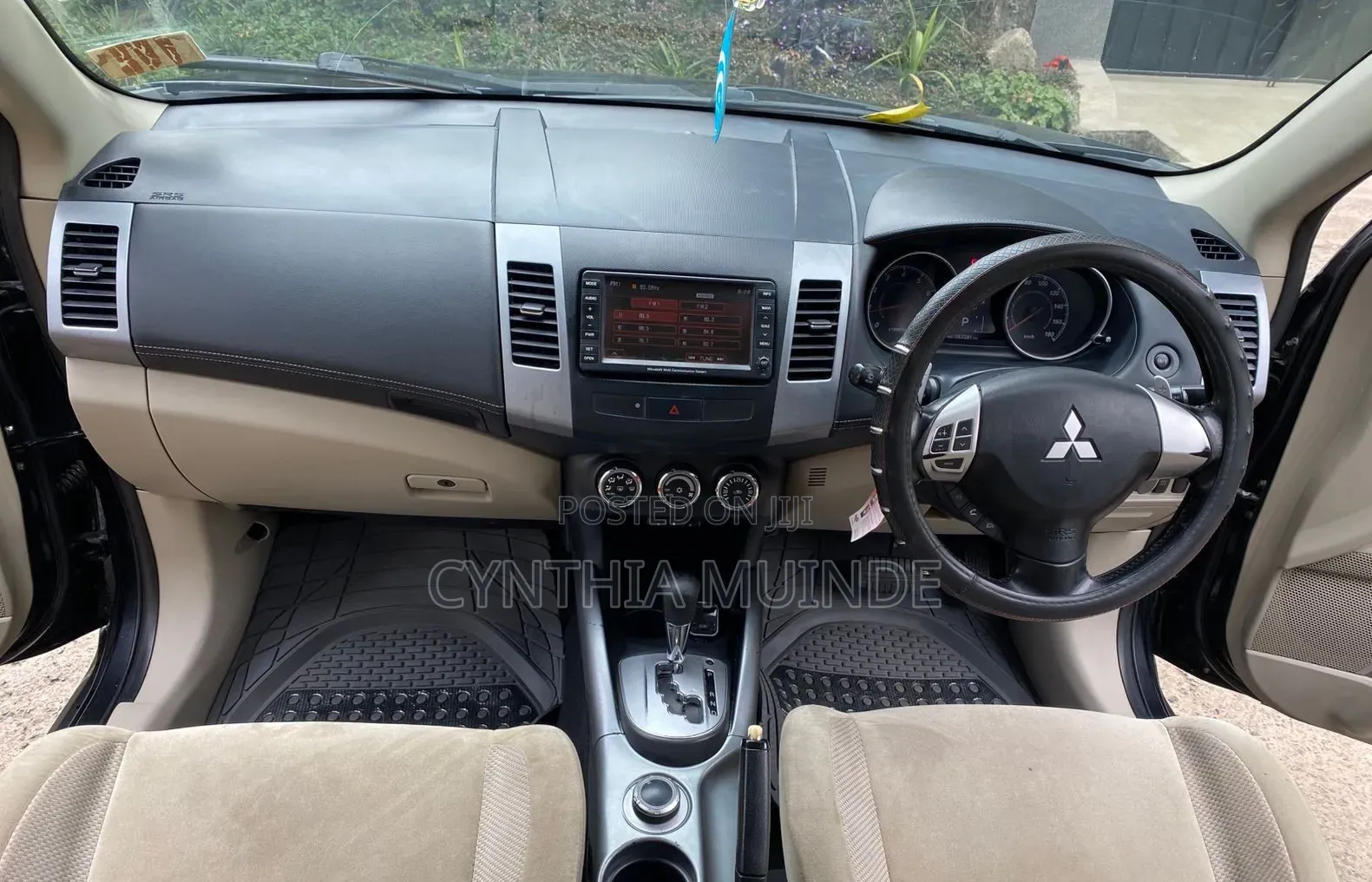 Mitsubishi Outlander 2010 Black