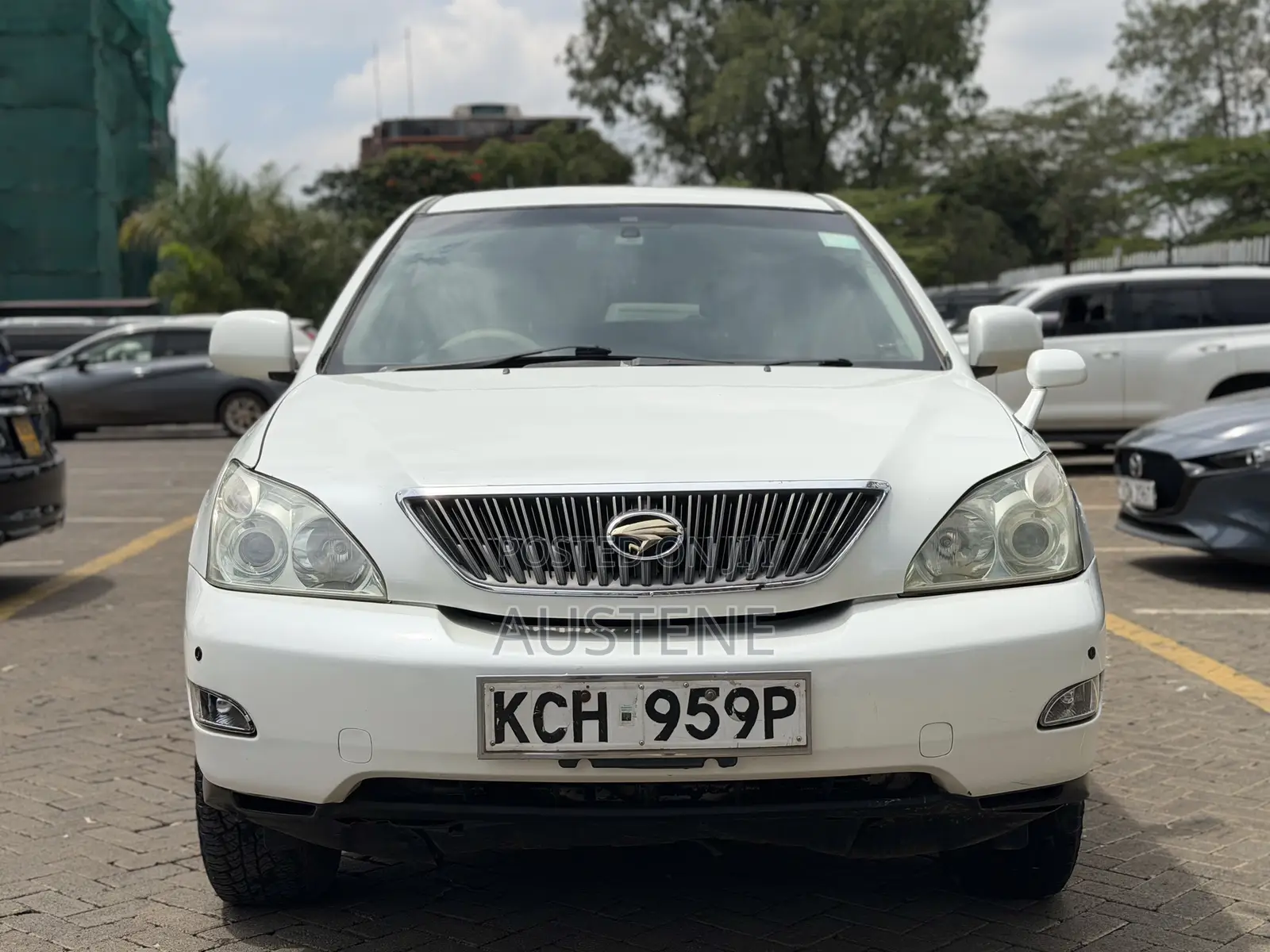 Toyota Harrier 2009 White