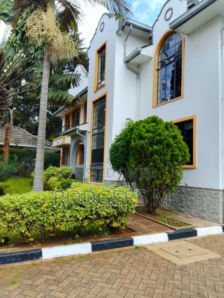 4bdrm Townhouse / Terrace in Muthangari for rent