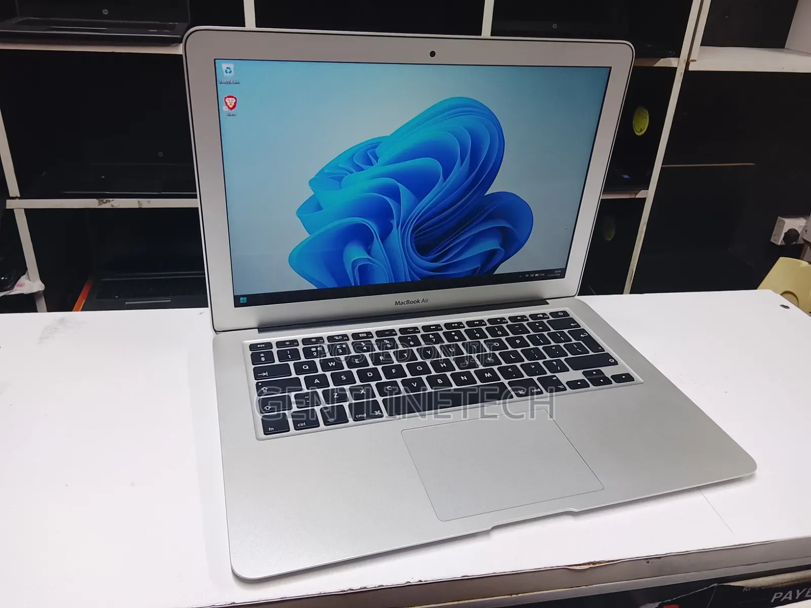 Laptop Apple MacBook Air 2017 8GB Intel Core i5 SSD 128GB