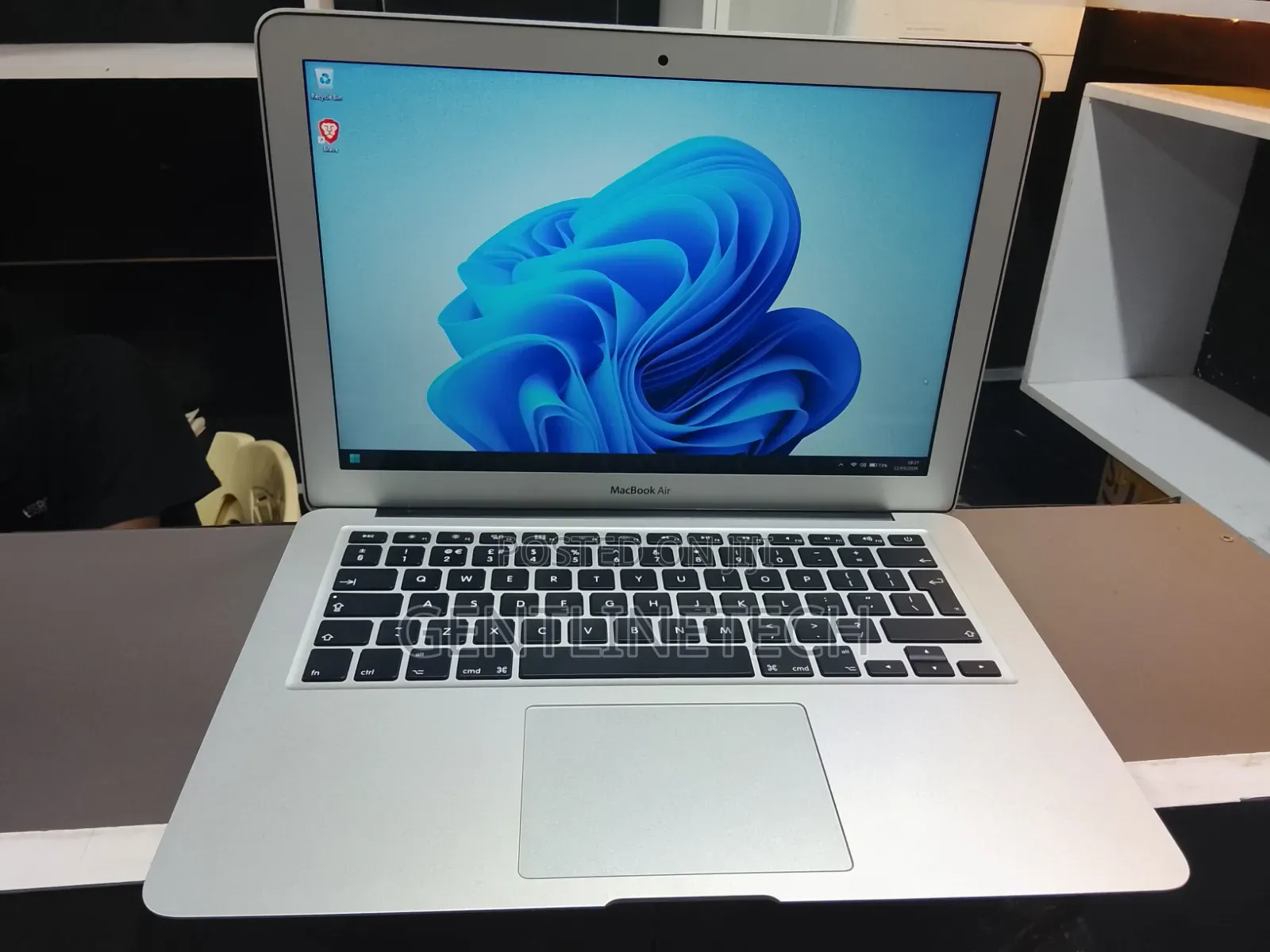 Laptop Apple MacBook Air 2017 8GB Intel Core i5 SSD 128GB