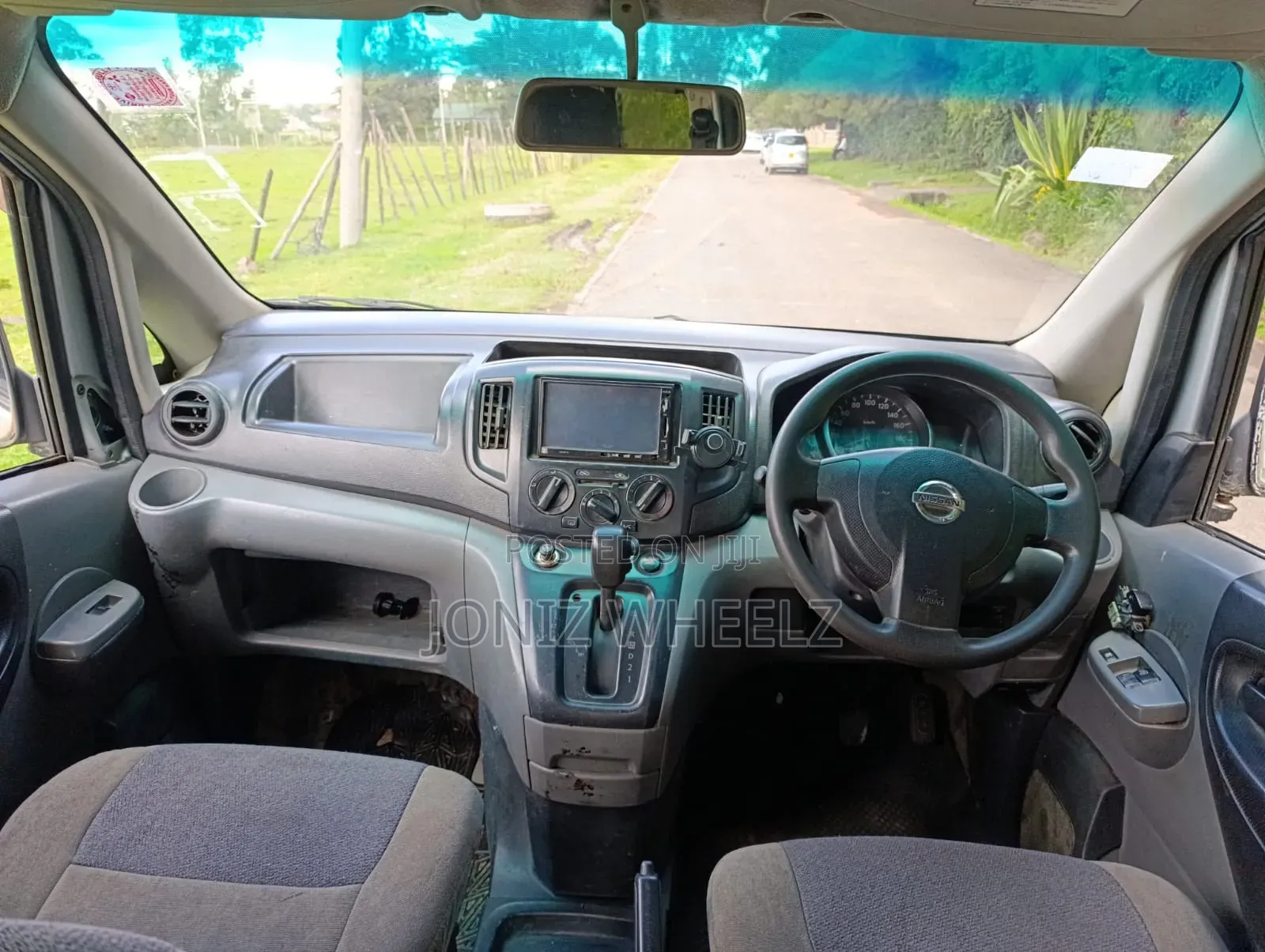 Nissan NV200 2010 Silver