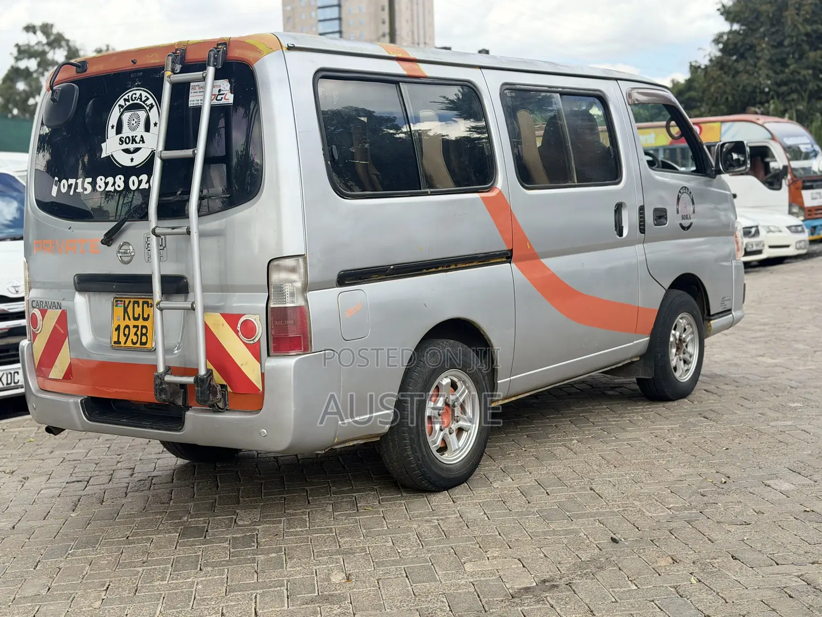 Nissan Caravan (Urvan) 2007 Silver