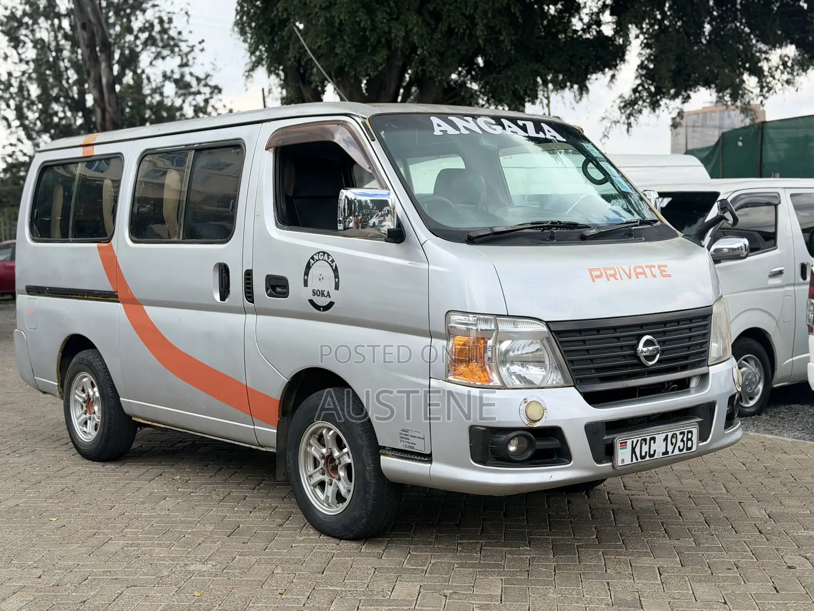 Nissan Caravan (Urvan) 2007 Silver