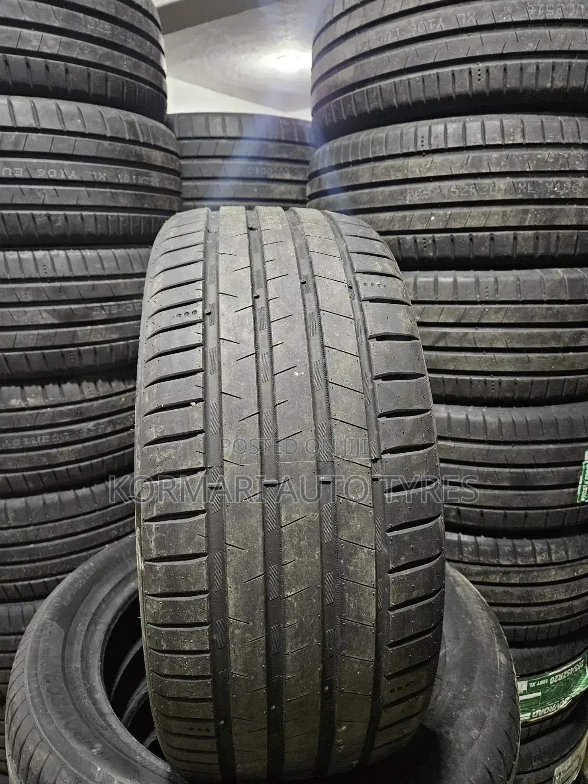 255/30r22 Dovroad 95w