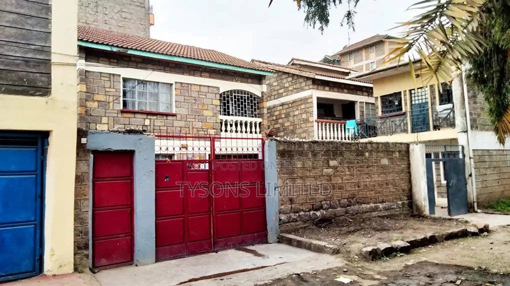 4bdrm House in Tena Estate, Umoja I for sale