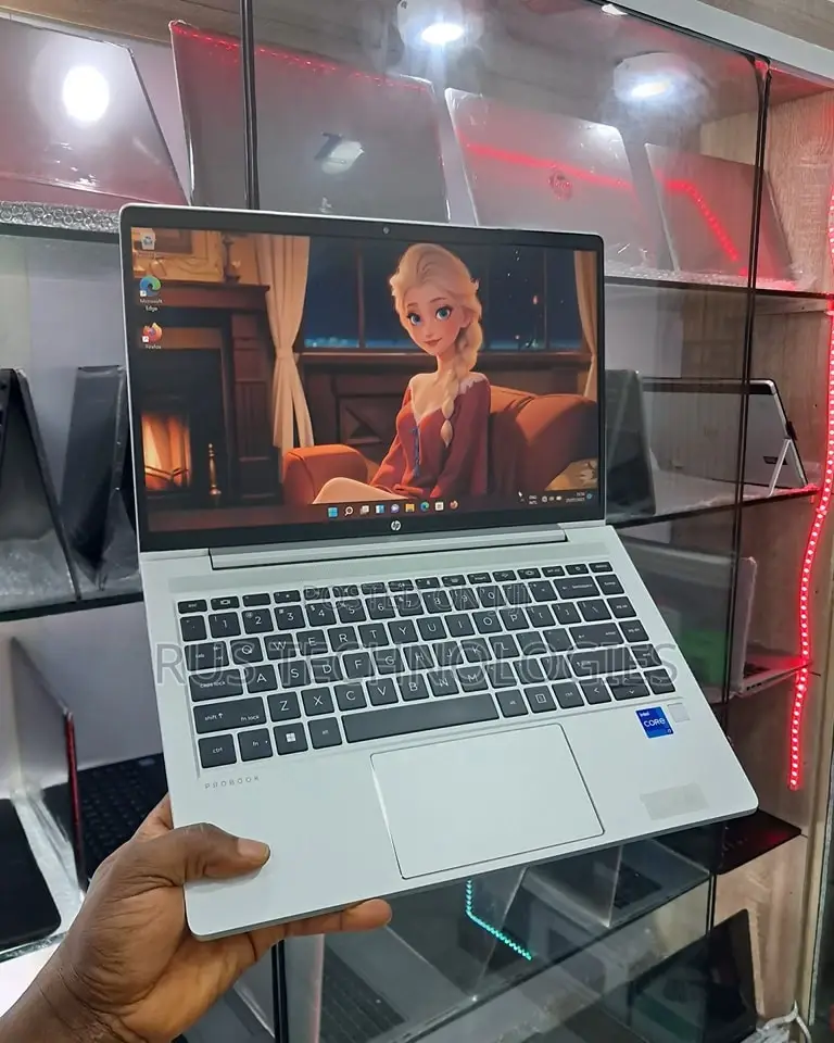 Laptop HP ProBook 640 G8 8GB Intel Core i7 SSD 256GB