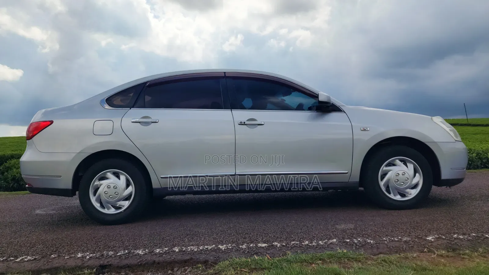 Nissan Bluebird 2011 Silver