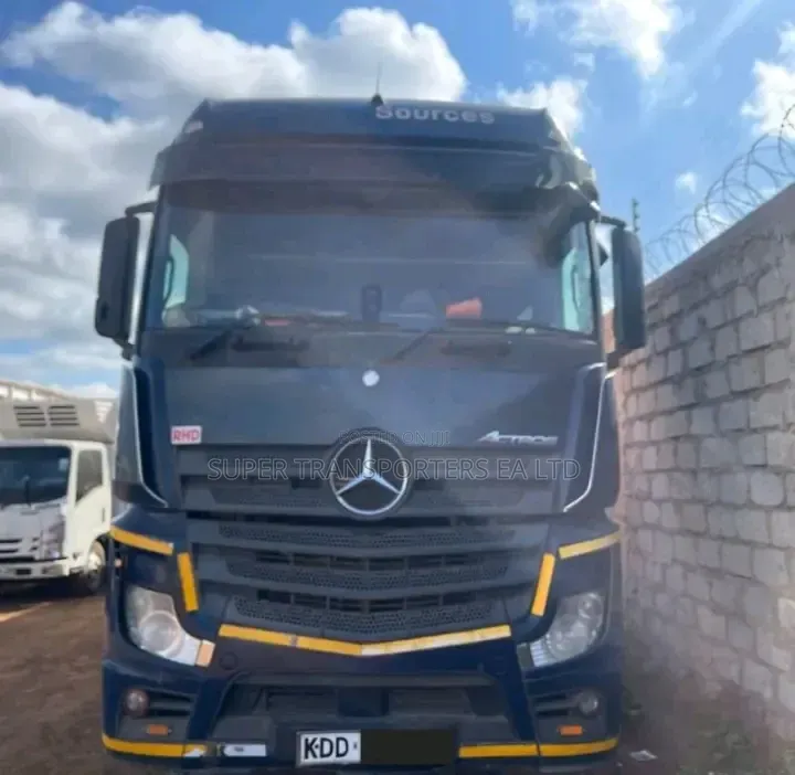Nyeri to Nairobi Containerised.Open-body Trailers Transport Services.