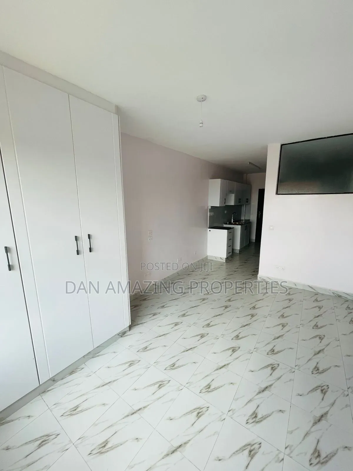1bdrm Bedsitter in Ngong Rd, Racecourse for rent