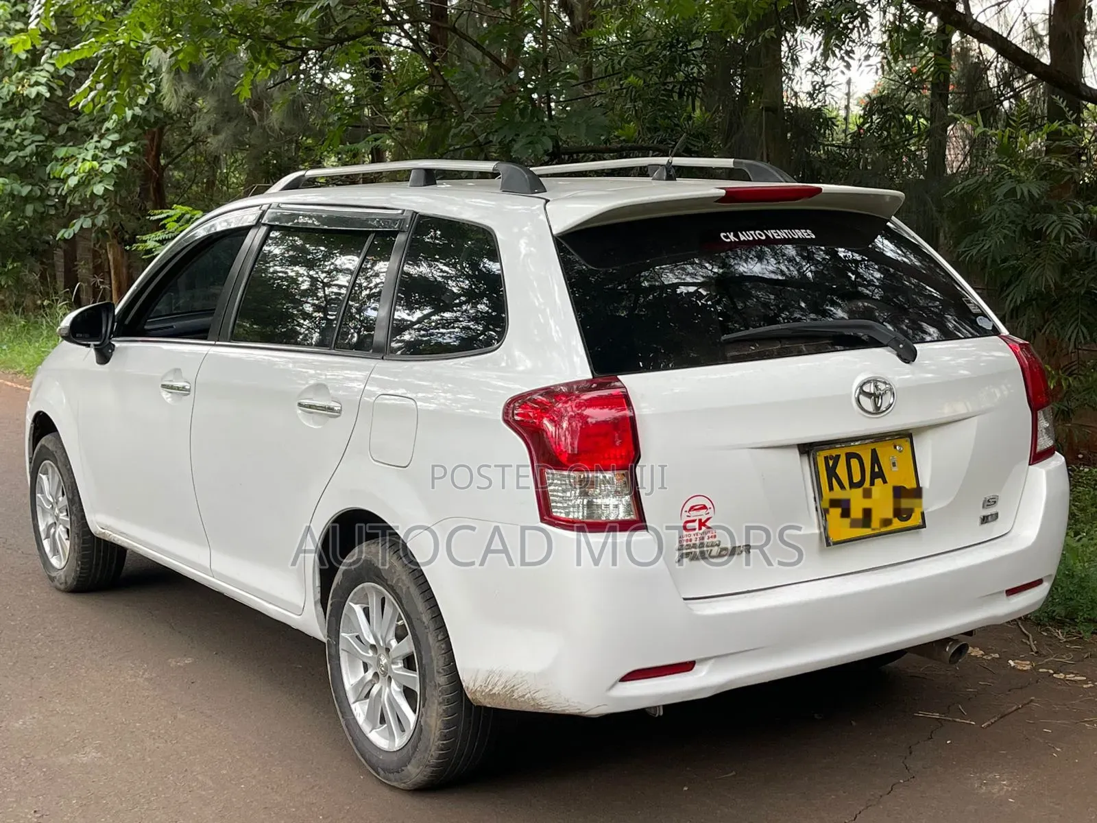 Toyota Corolla Fielder 2013 White