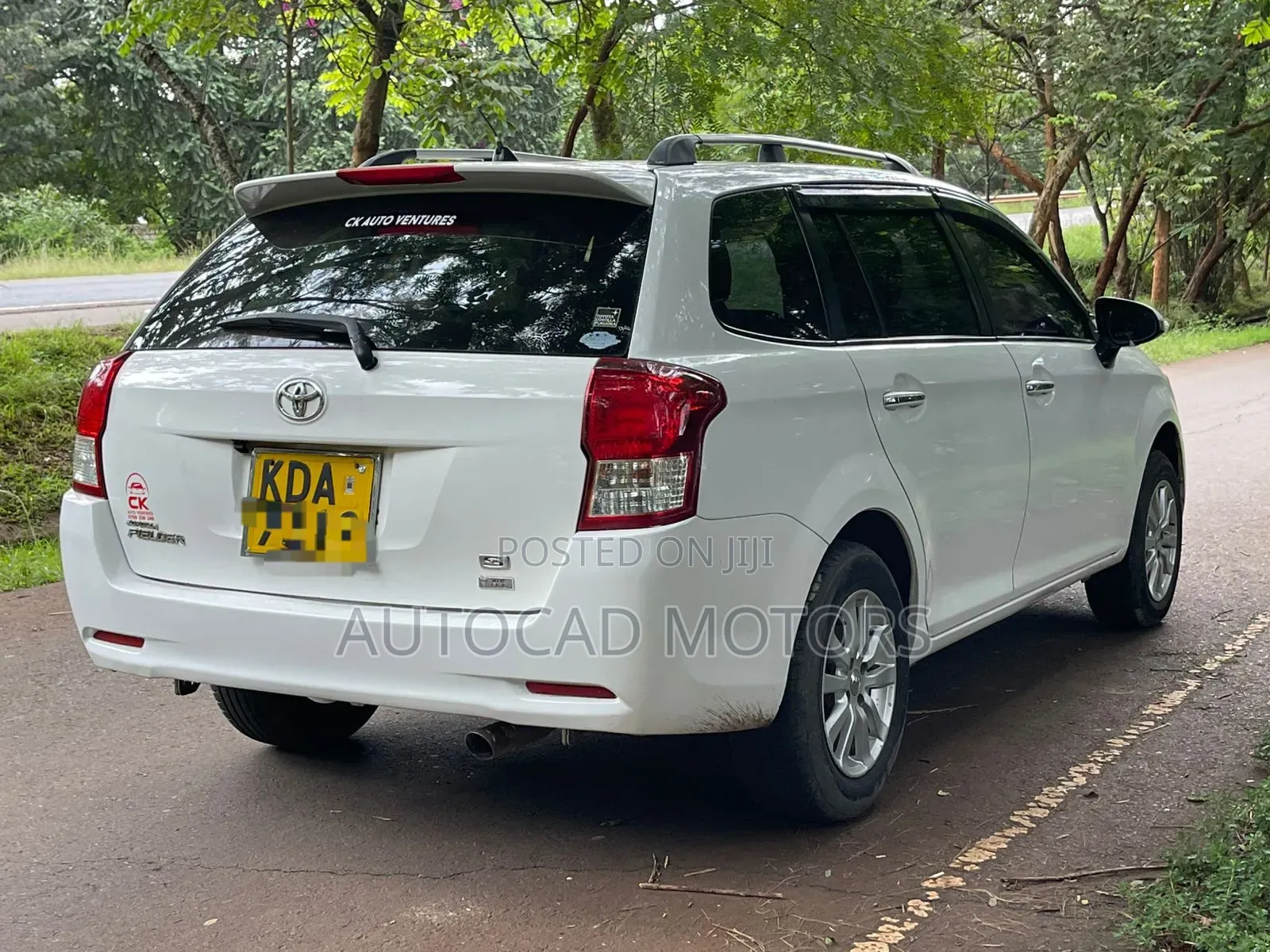 Toyota Corolla Fielder 2013 White