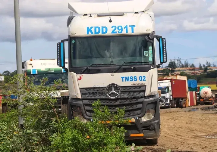 Nyandarwa to Nairobi Commercial Trailers for Transport/Logistics.