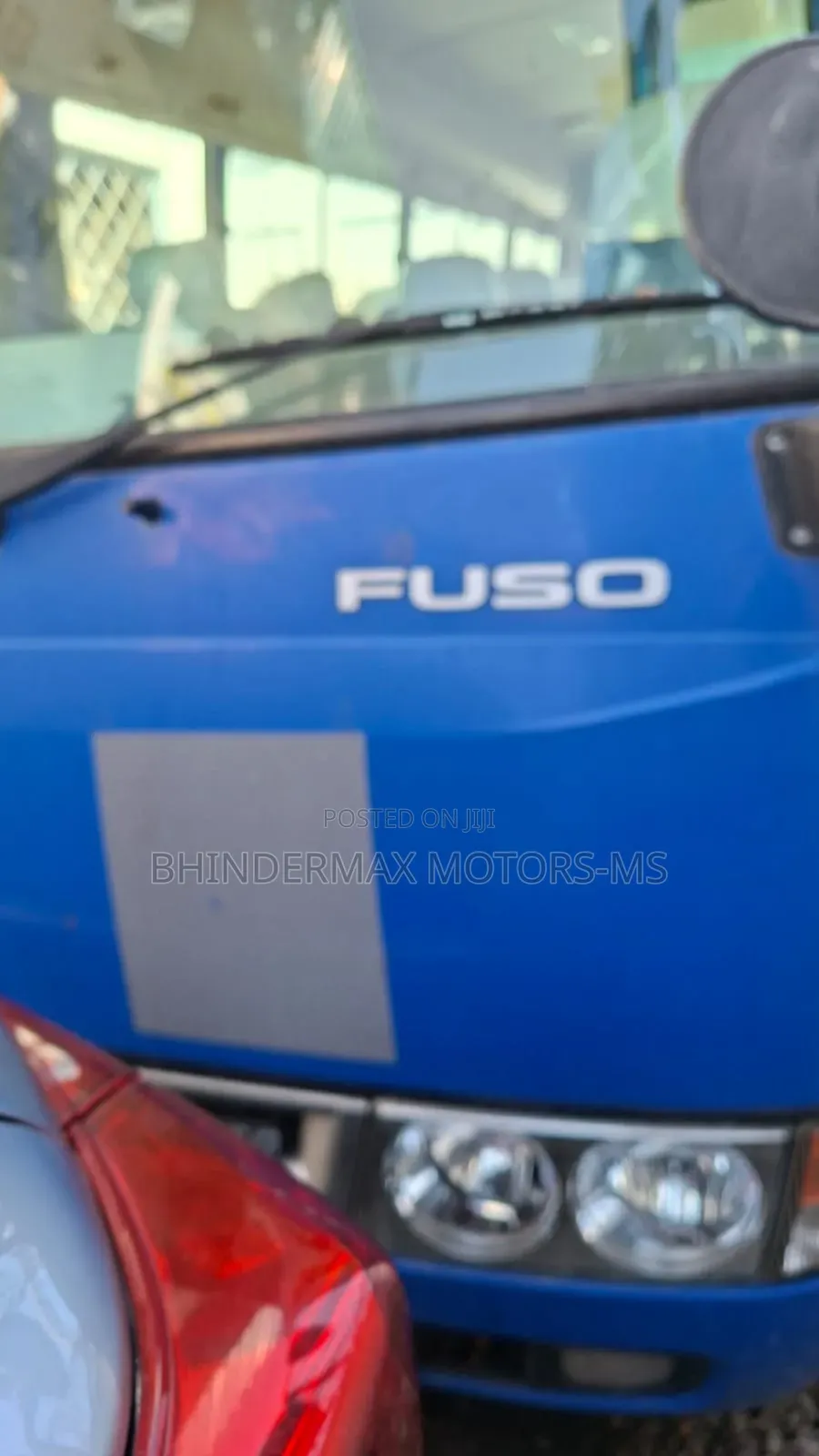 Mitsubishi Fuso Rosa 2019 Blue