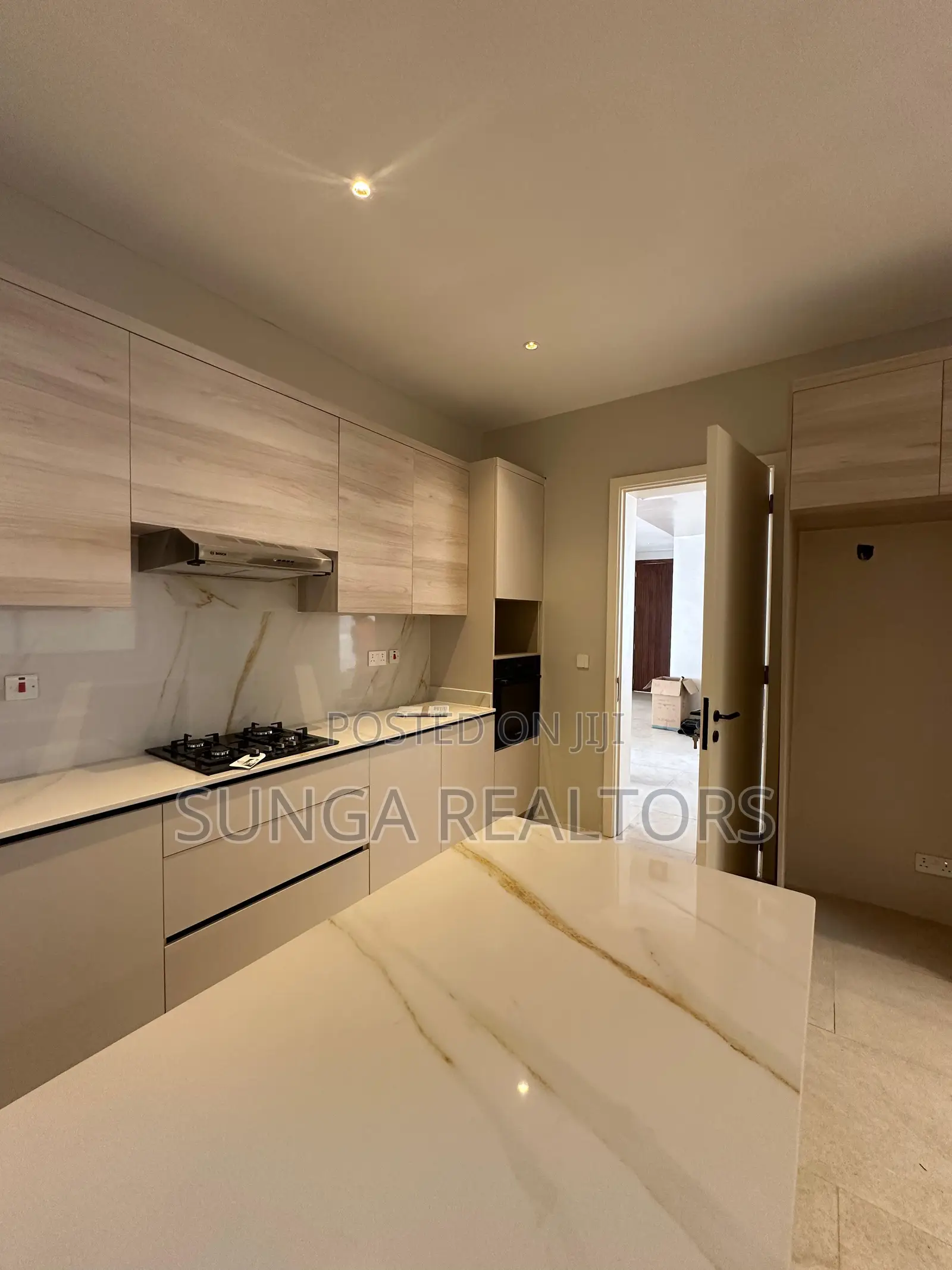 5bdrm House in Manyani, Muthangari for rent