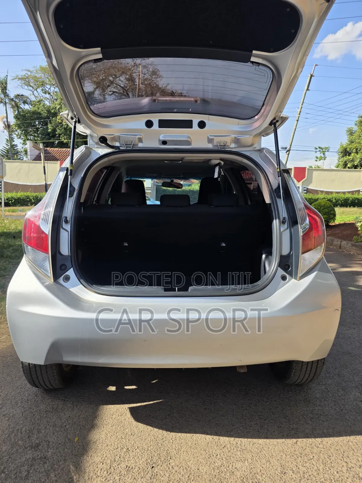 Toyota Aqua 2015 Silver