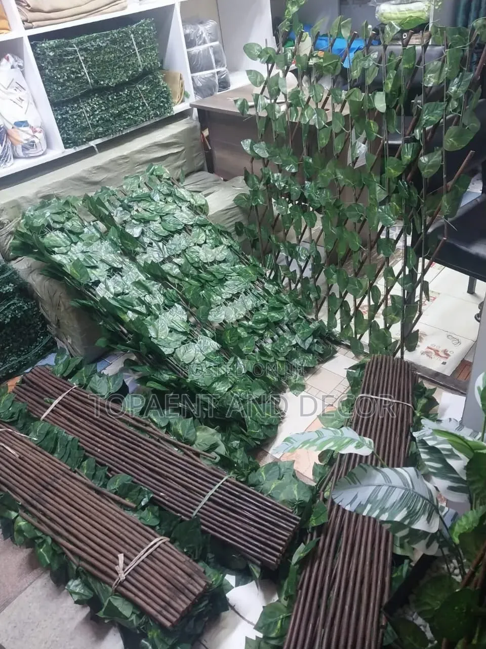 Quality Extendable Green Privacy Fence