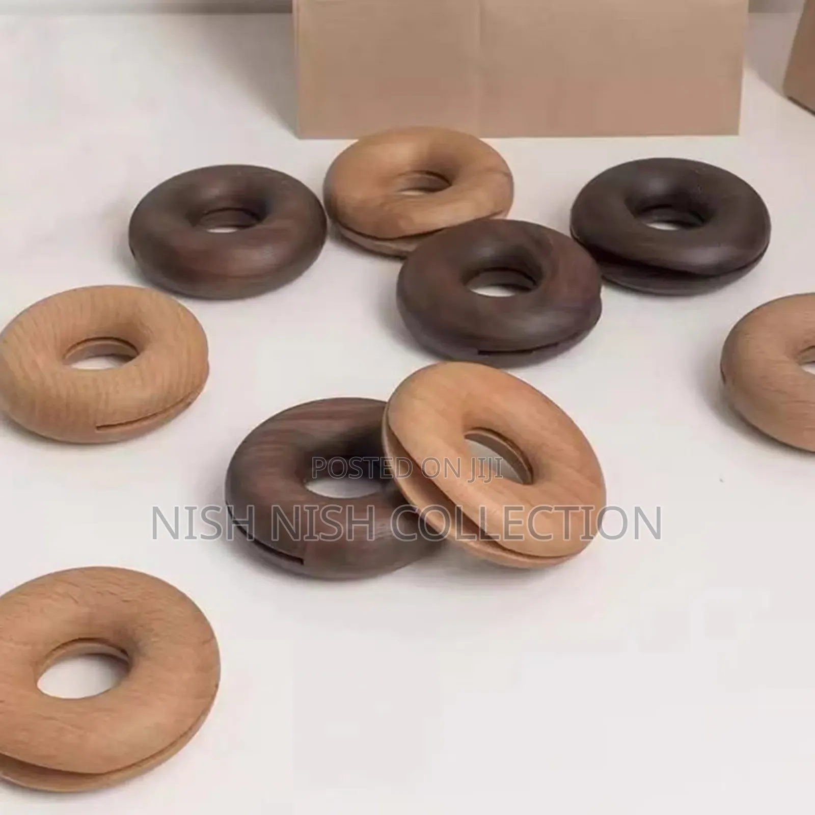 2 Pieces Wooden Food Sealing Clip Donut Sets