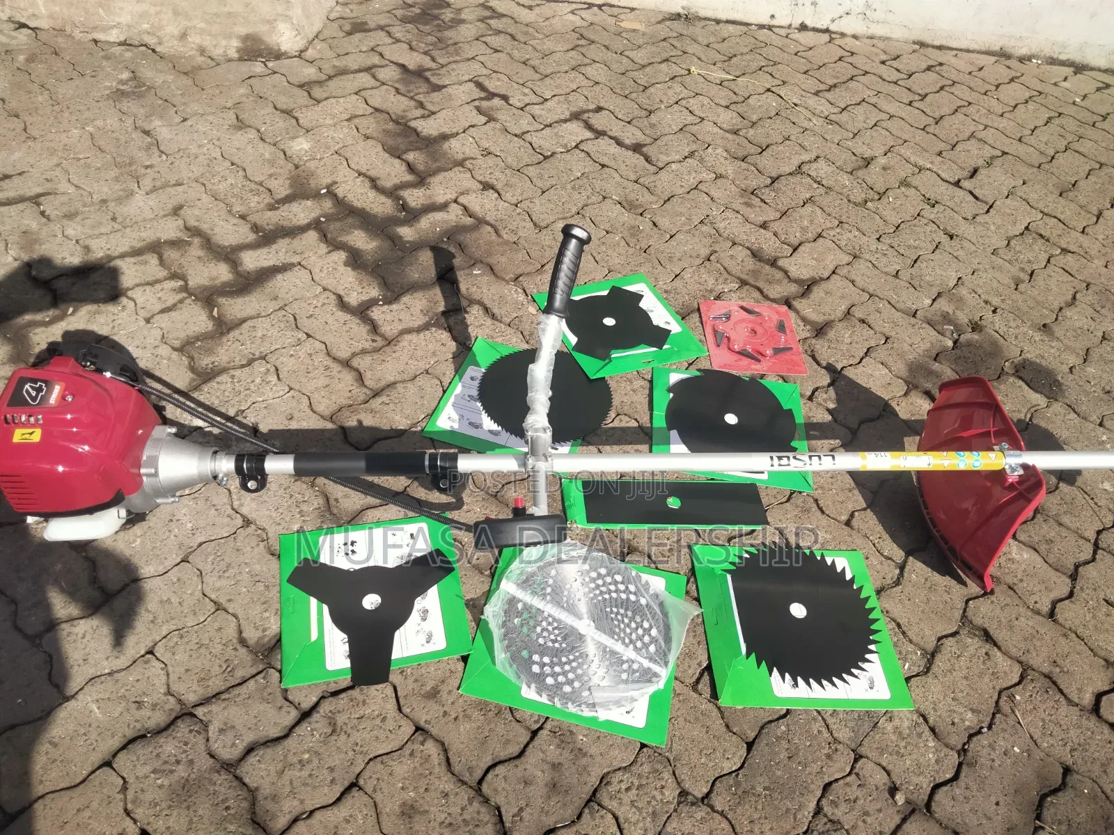 Lusqi Italy Modern Brush Cutter