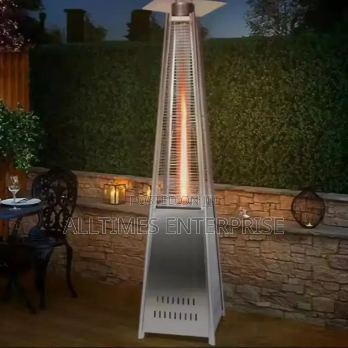 Modern Style Pyramid Patio Heatergas-fueled Outdoor Heater