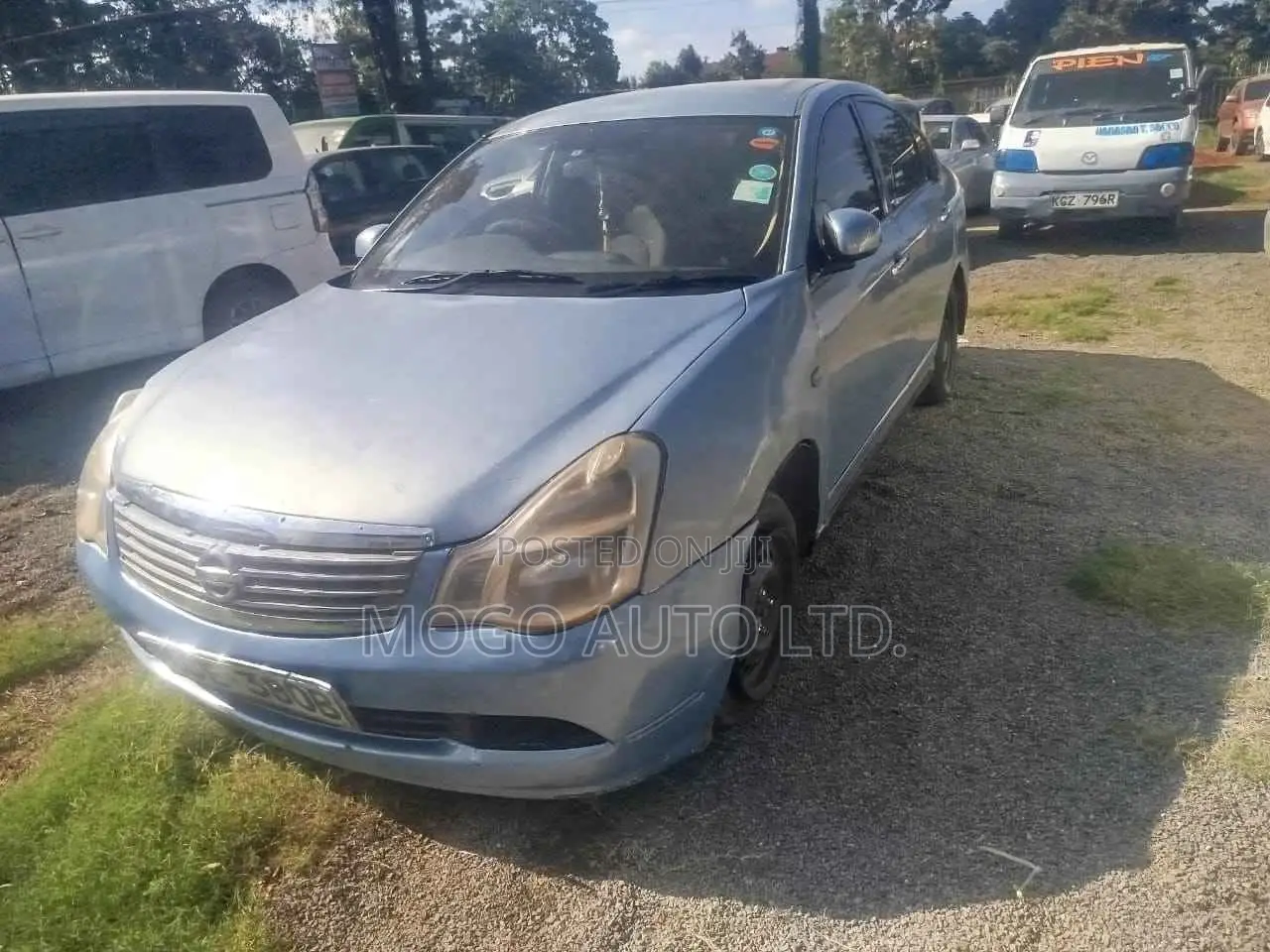 Nissan Bluebird 2008 Blue