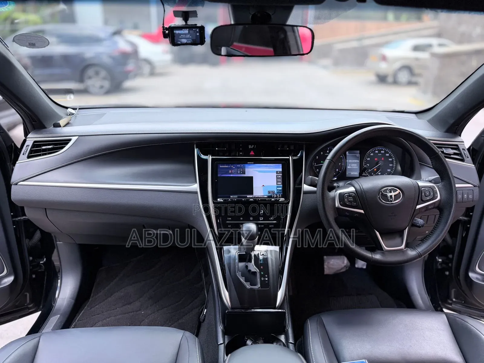 Toyota Harrier 2.0 2019 Black