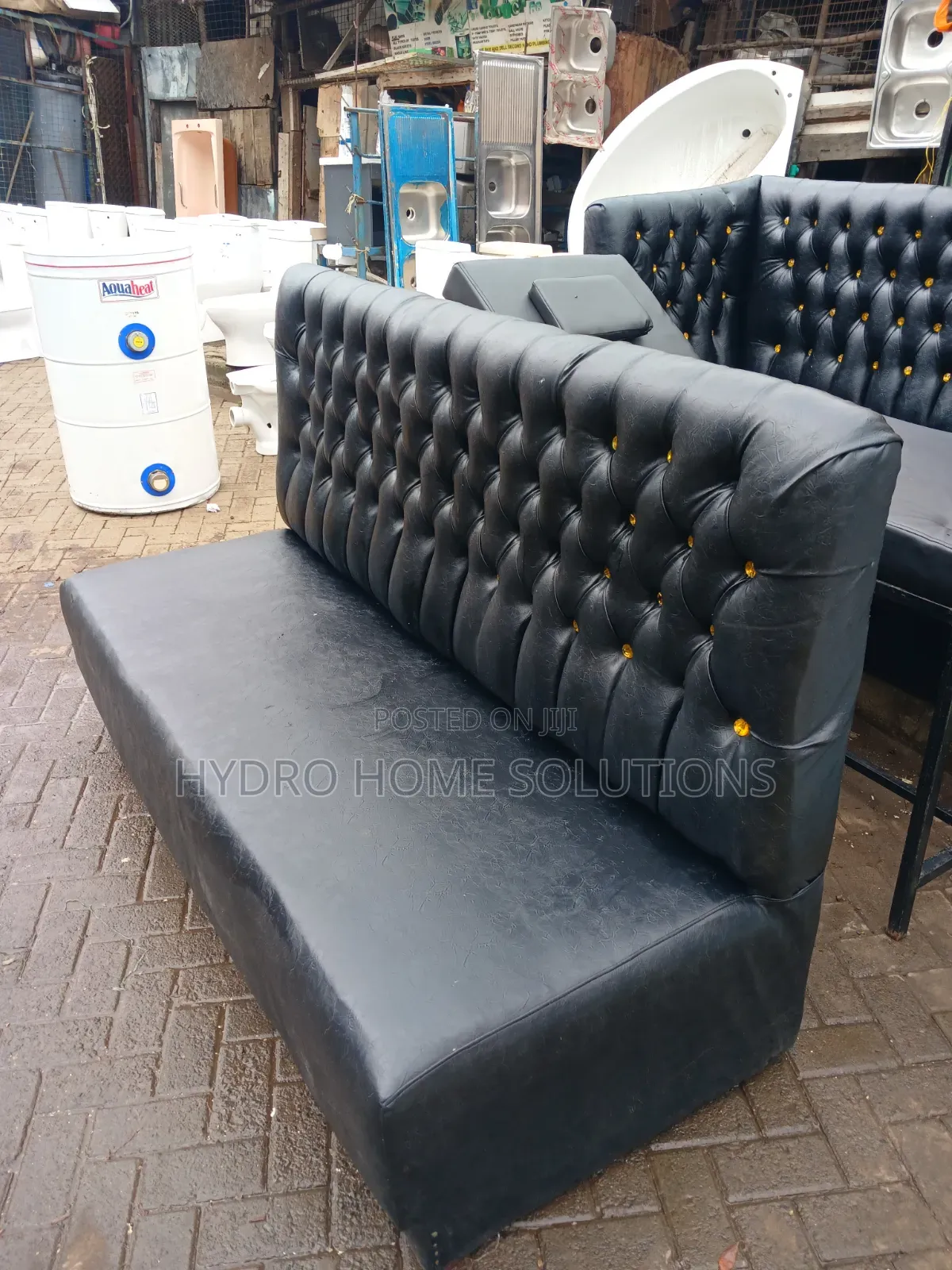 Tufted Booth Sofa