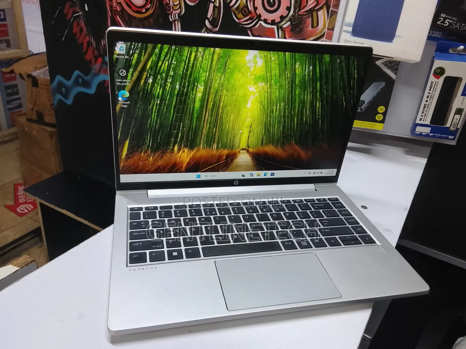 Laptop HP ProBook 440 G10 8GB Intel Core i7 SSD 256GB