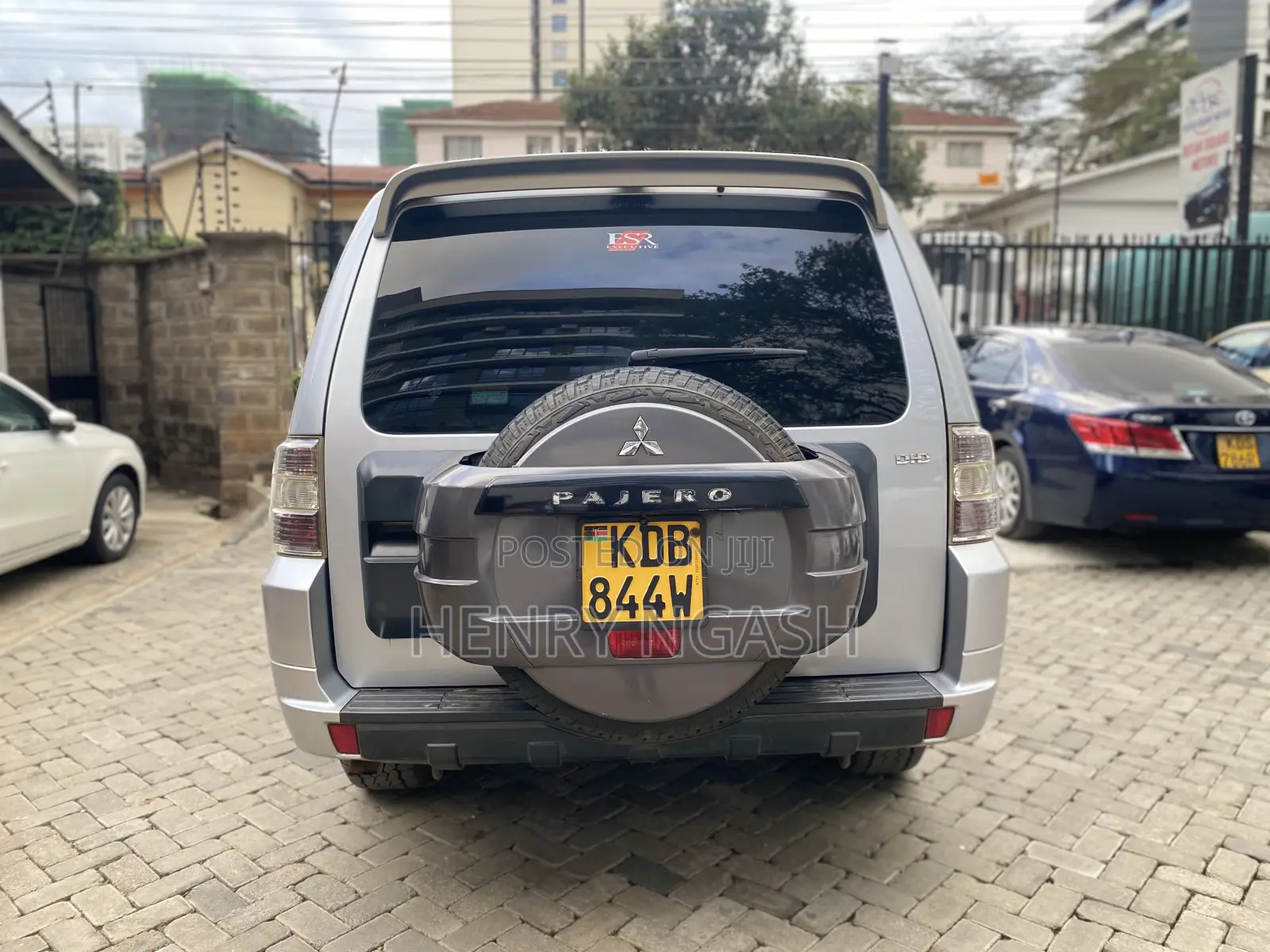 Mitsubishi Pajero 2015 Silver