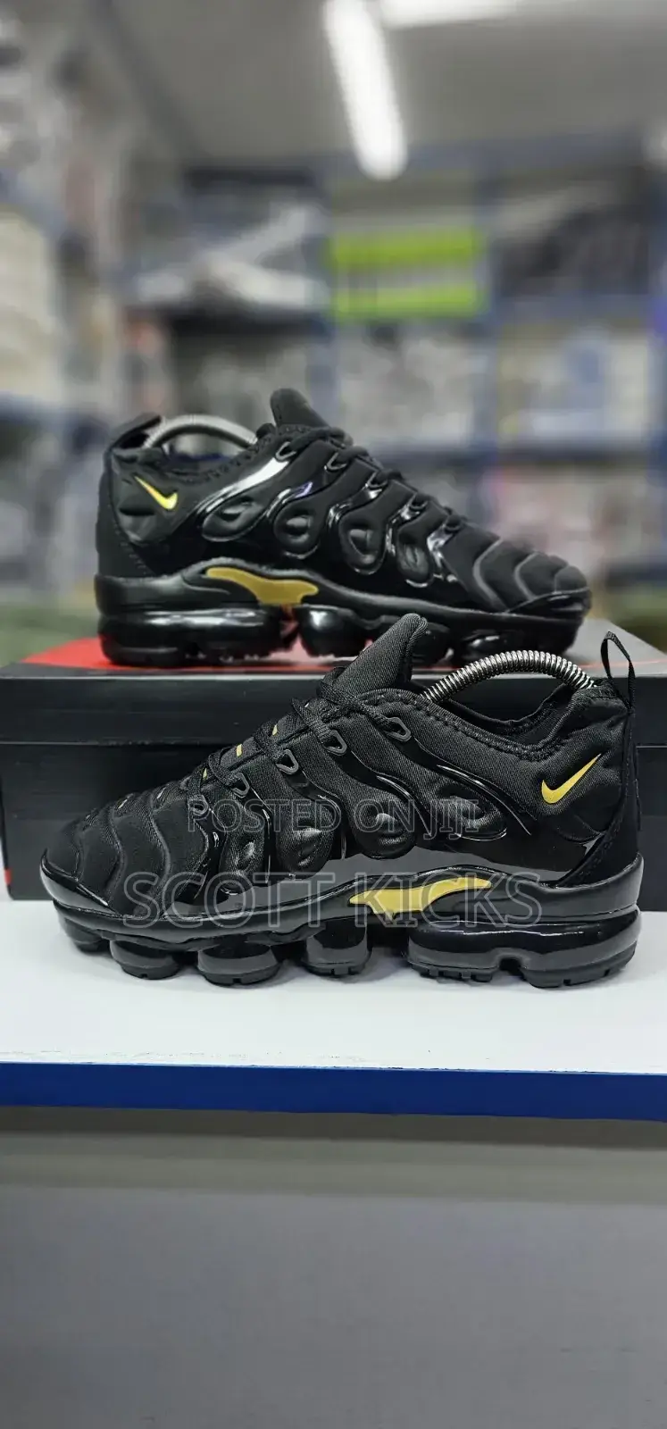 Nike Vapormax Sneakers