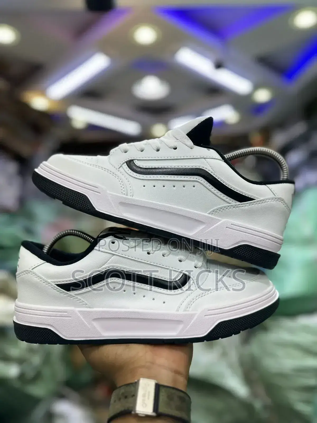 Van Hylane Og “ White Black 