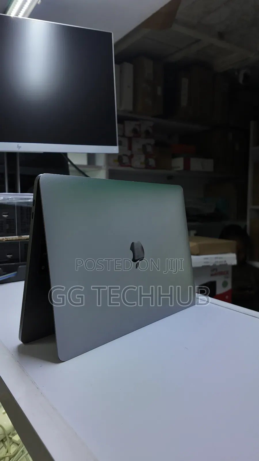 Laptop Apple MacBook Pro 2020 M1 8GB Apple M1 SSD 256GB