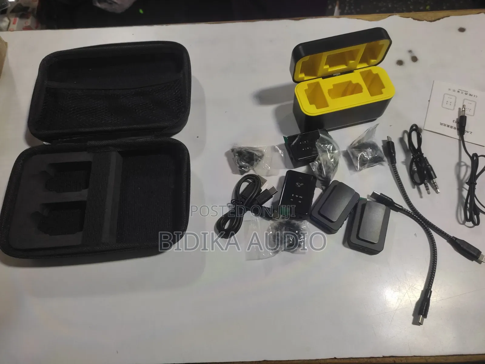 Sx13 Wireless Collar Lavalier Microphone System V5.3 Charging Case