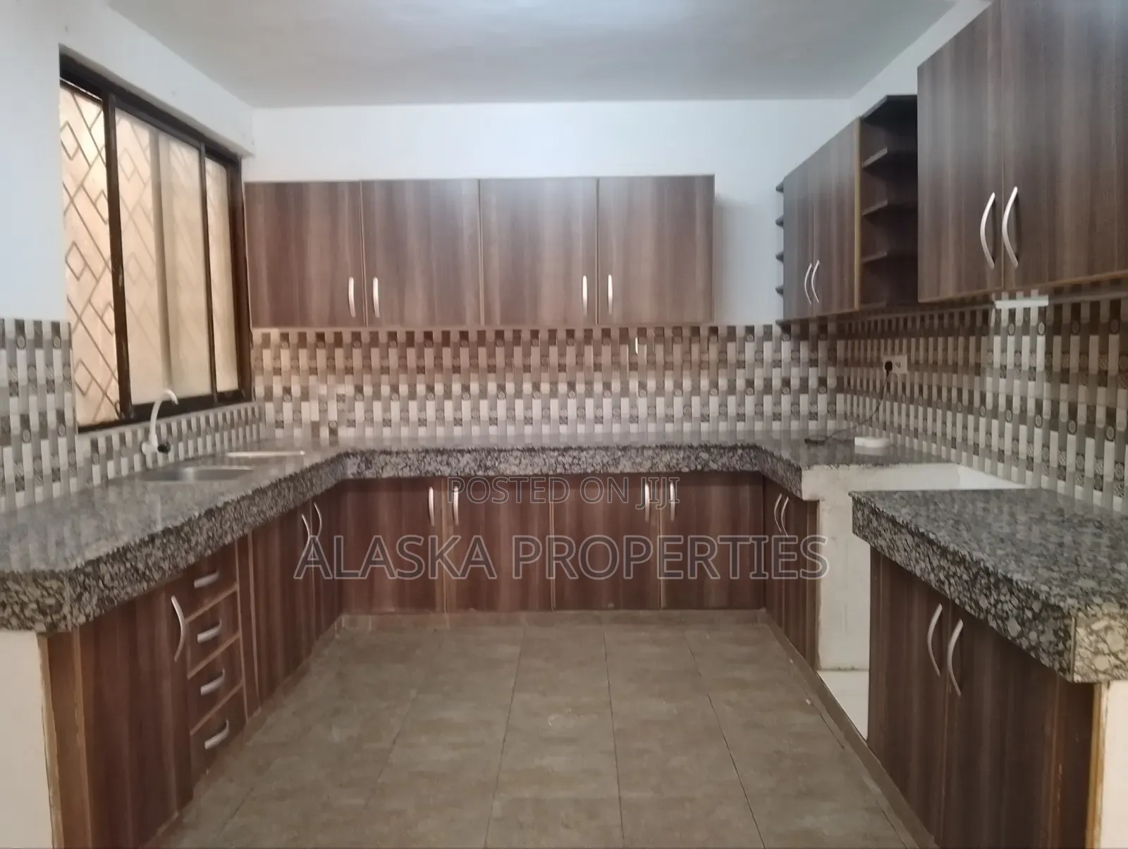 3bdrm Apartment in Nyali Estate for rent