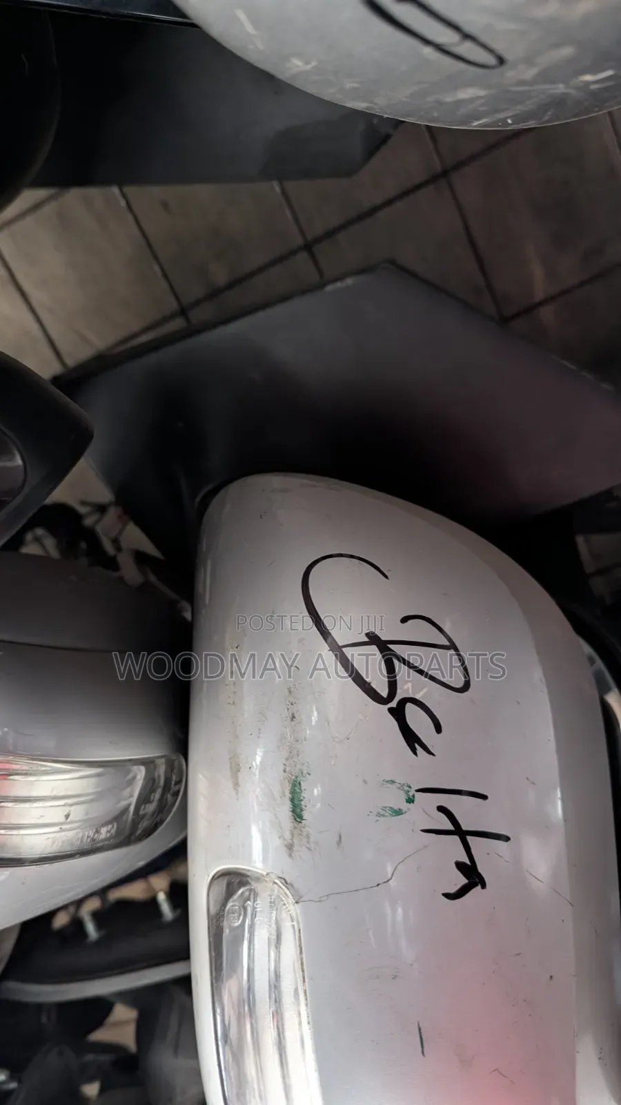 Toyota Belta Sidemirror
