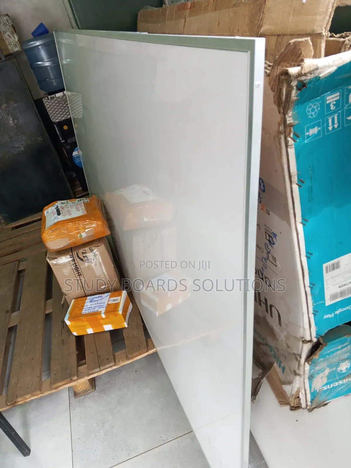 Heavy Duty Whiteboard With Heavyduty Aluminium Frame 8ftx4ft