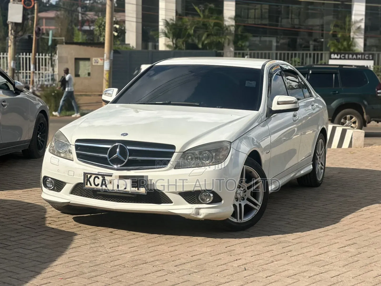 Mercedes-Benz C200 2007 White